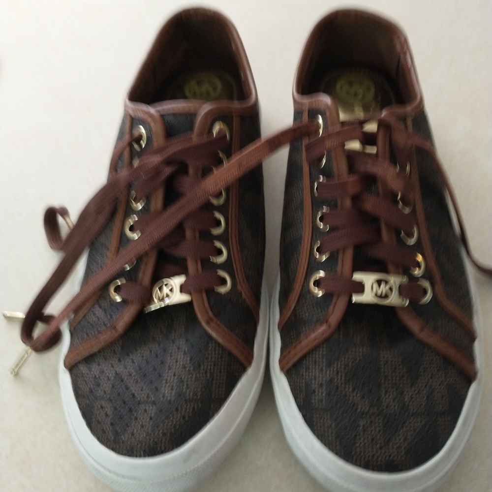 Michael kors tennis shoes size 7.5